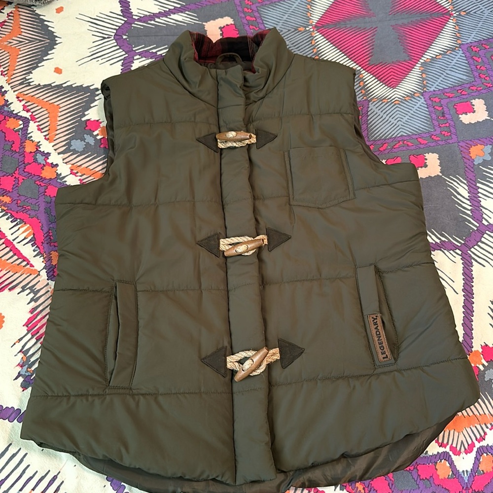 Legendary Whitetails Puffer Vest